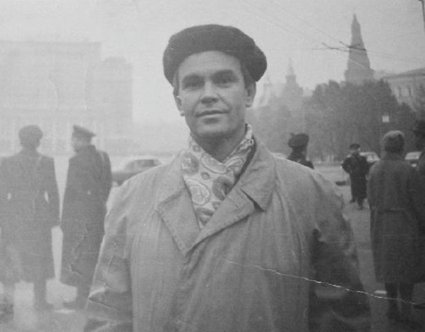 Пока не обнародовали сведения, что отец ДЕГа — еврей, было непонятно, в чем причина такой «некультурной злобы» по отношению к