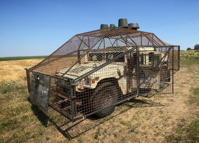Невеличкий звіт, по тому, що вийшло зробити з HMMWV, завдяки Вашій підтримці та допомозі! Обрешітка, додатковий захист, РЕБ, 