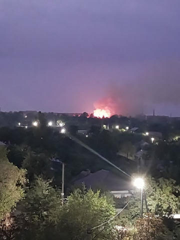 На Левом пожар.