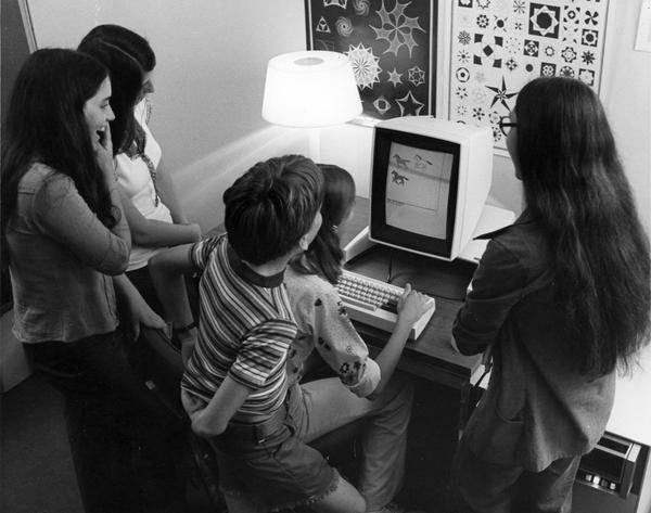 Перший персональний комп'ютер із графічним інтерфейсом Xerox Alto, США 1973 рік. 👁‍🗨 Момент Історії