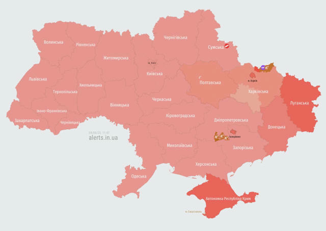 Всі області «червоні». 1х МІГ31К на пускових. Є загроза пусків. Тривога триватиме хвилин 20-30 Тобто до 12.15 може бути