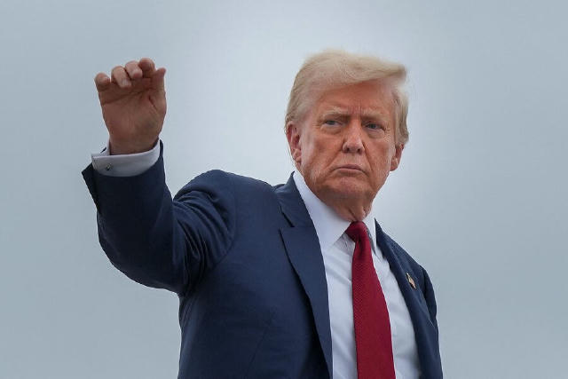⚡️Трамп объявил о своем намерении в течение следующих 24 часов «существенно» увеличить тарифы на ввоз российской нефти в Инди