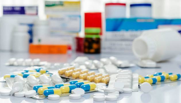 Українці можуть отримати до 10 тисяч гривень на лікування: як це зробити Отримати одноразову допомогу на лікування можна чере