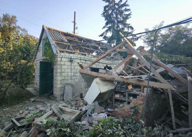 🌟 Дніпропетровщина вночі перебувала під масованою атакою БПЛА У результаті постраждали 4 людини. Зокрема госпіталізовані 43-