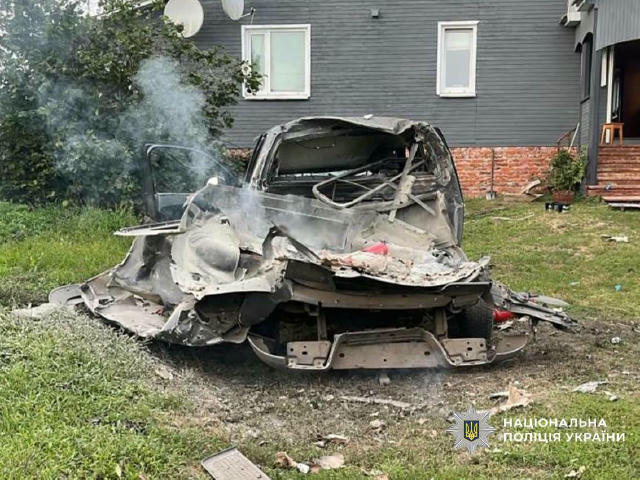 ⚡️ Росіяни атакували Чернігівщину Сьогодні окупанти скинули безпілотник на село Новгород-Сіверської громади. Поранення дістал