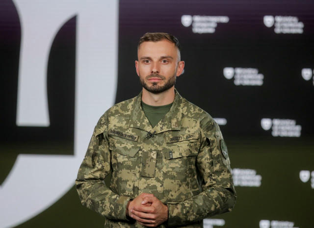 Новим речником Міноборони став Орест Дрималовський. Військовослужбовець, журналіст, телеведучий Орест захищав Україну у склад