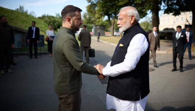 🇺🇦🇮🇳Зеленський та Моді обговорили санкції проти РФ та планують особисту зустріч у вересні "Поінформував про російські ата