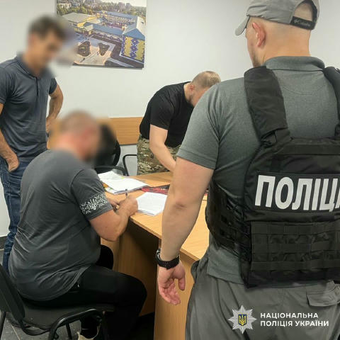 В Україні проводять масову облаву на ухилянтів Співробітники поліції, ДБР та внутрішньої безпеки ЗСУ повідомили про підозру м