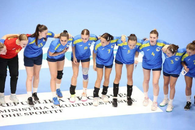 🏆 Конотопські гандболістки у складі збірної України вийшли до 1/2 фіналу чемпіонату Європи-2025! Катерина Назаренко та Ангел
