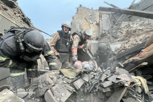 #Донеччина: російські війська вдарили по середмістю Білозерського Внаслідок прямого влучання у двоповерховий багатоквартирний