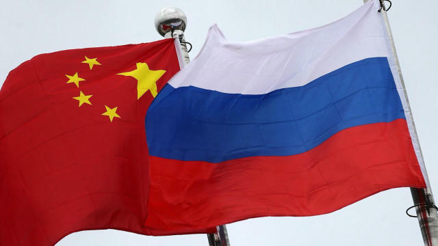 Россия и Китай прорабатывают безвизовый режим для тургрупп из двух человек. Министерства иностранных дел также заявили, что у