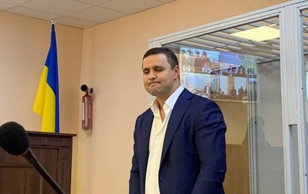 Подозреваемый в разграблении 300 млн на строительстве военных складов, суда по всему, работавший с Росатомом и имеющий россия