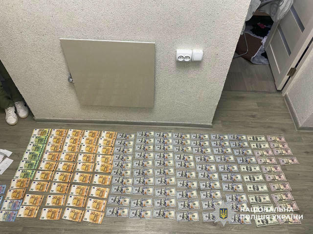 Засуджено організатора міжрегіонального каналу збуту наркотиків на Закарпатті. 41-річний житель Дніпропетровщини, що переїхав