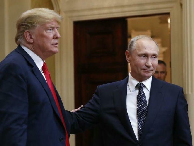 Трамп добивался личной встречи с путиным несколько месяцев, - The Atlantic