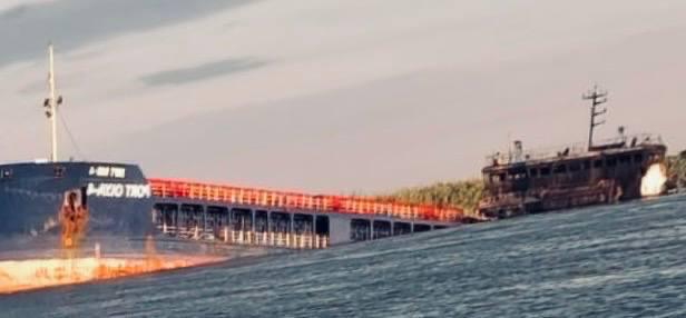 ⚡️Дроном-камикадзе поражен российский сухогруз с деталями к "шахедам" и боеприпасами из Ирана, — Генштаб Подписаться на INSID