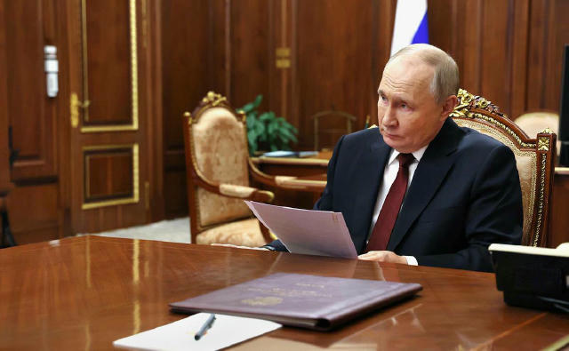 ❗️🔴⚡️⚡️⚡️⚡️В ЭТИ МИНУТЫ РЕШАЕТСЯ СУДЬБА РОССИИ. Военкор Сладков сообщает об экстренном совещании президента по поводу скорог