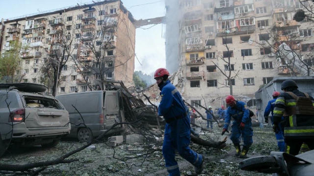 У Києві зафіксовано близько 30 місць влучання ракет або падіння уламків "Майже 150 житлових будинків було пошкоджено тільки в