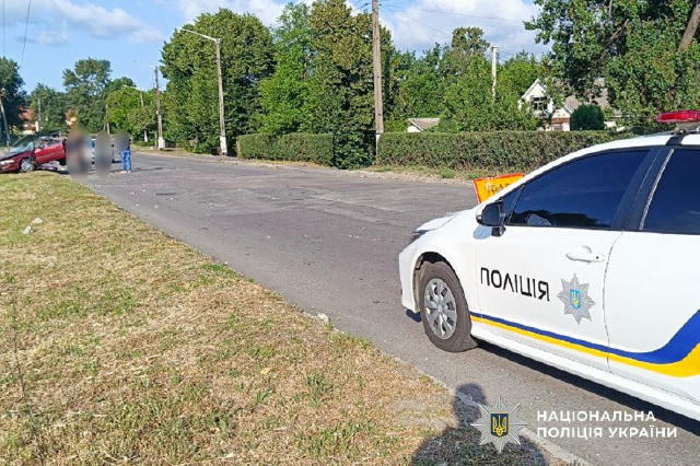 Двох людей травмовано в ДТП у Горішніх Плавнях. За попередньою інформацією, автомобіль Honda Accord виїхав за межі проїзної ч