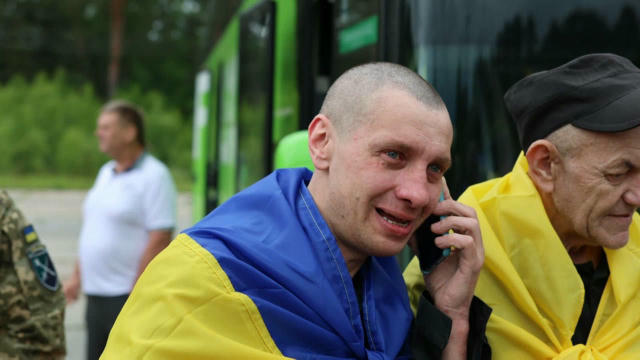 ❤️ Сьогодні відбувся ще один обмін військовополоненими «Більшість воїнів, які повертаються сьогодні з російського полону, пер