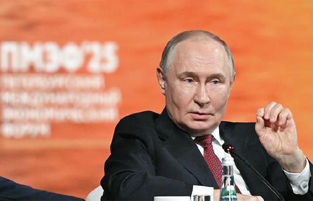 🇷🇺 Владимир Путин заявил: что у России один из самых низких госдолгов в мире и он не растёт.