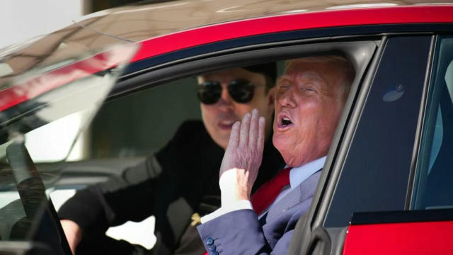 Trump trashes Musk’s new party, calls it ‘a train wreck’ Trump isn’t holding back. After Elon Musk launched the “America Part