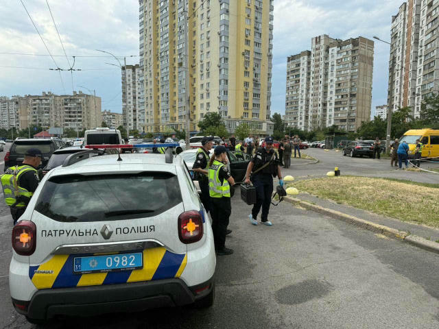Увага, кияни! Зранку сталася смертельна стрілянина в Києві — чоловіка вбито, стрілок зі зброєю втік, — ЗМІ Близько 7-ї ранку 