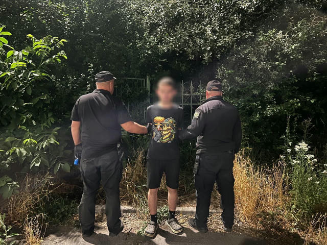 👀 Рекорд втечі: 19-річний львівʼянин вже 13 разів тікав з України 🔴 Захід Головне Надіслати новину | Наші медіа