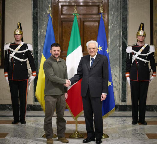 🇮🇹 Зеленський прибув до Рима: дипломатичний марафон розпочато Президент України зустрівся з італійським лідером Серджо Матт