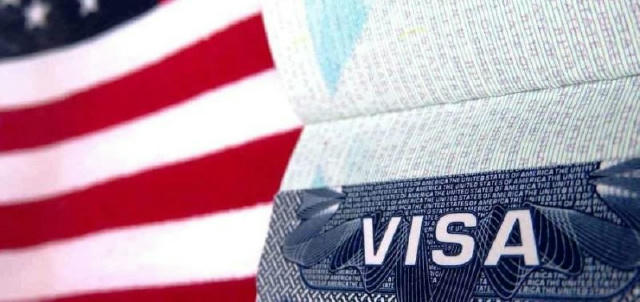 Ціни зростуть вдвічі: отримати візу в США стане дорожче Починаючи з 2026 року США почнуть стягувати додатковий збір у розмірі